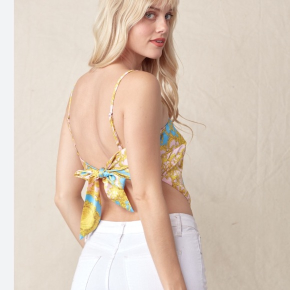 NO 1 LOS ANGELES Scarf Print Tie Back Crop Top Chic / Small - Picture 2 of 14